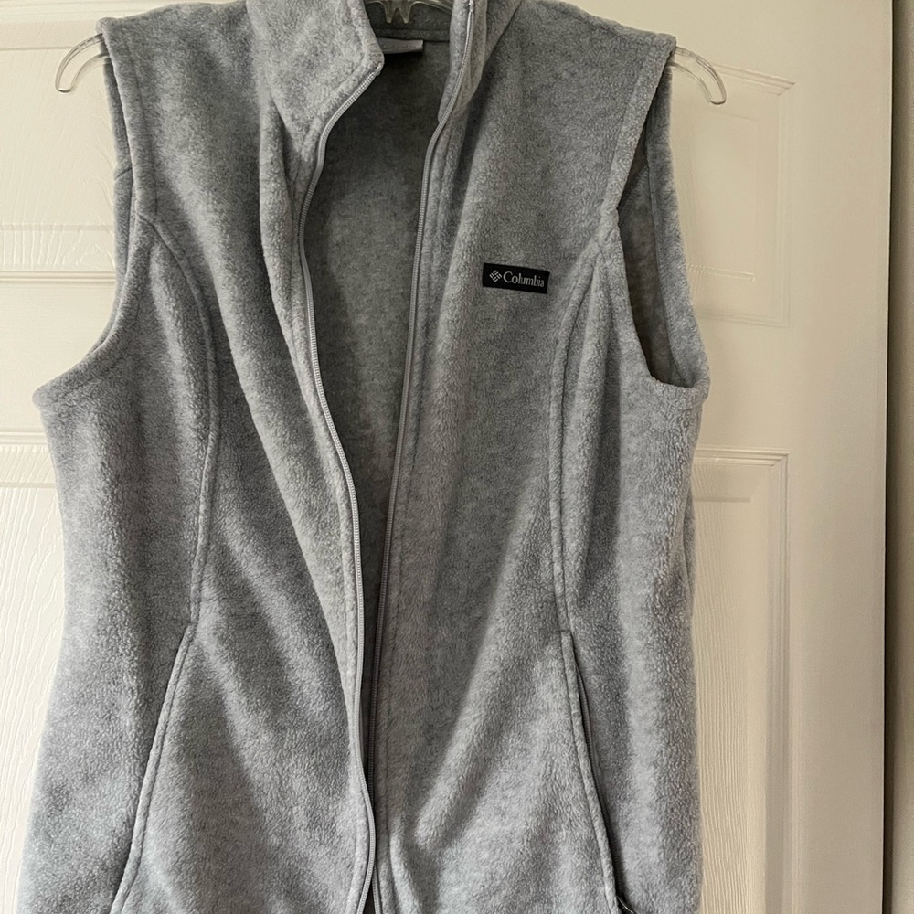 Columbia Light Gray Fleece Outerwear